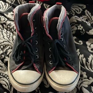 Boys size 6 converse